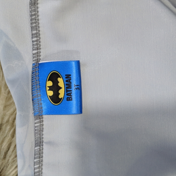 ▪️ 5/$25 Batman Rashguards top - Picture 6 of 6